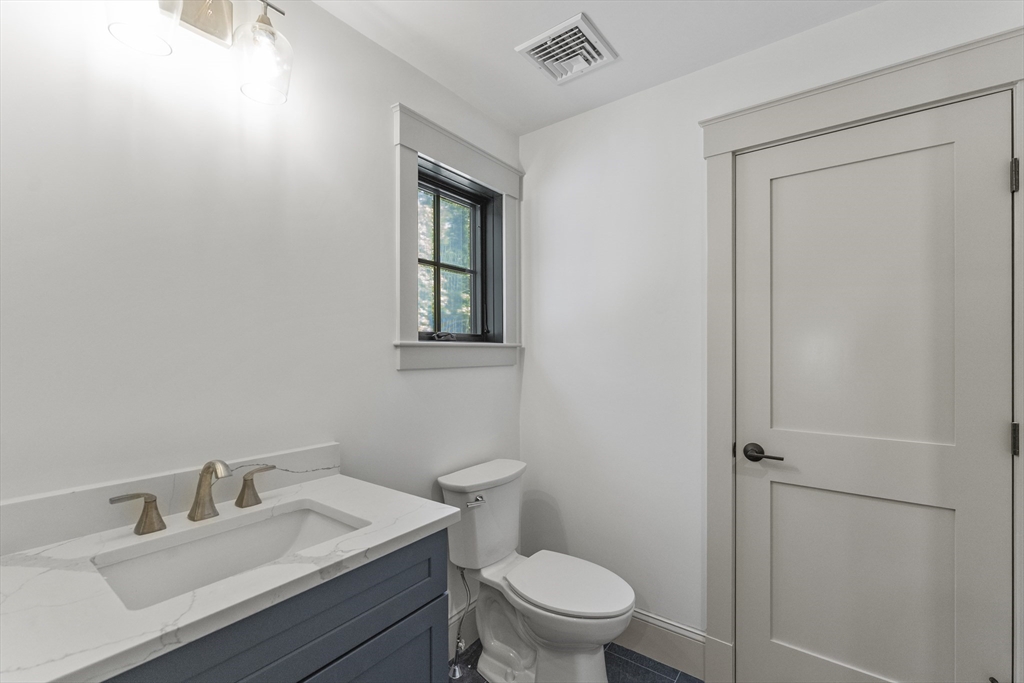 46 Sandwich Road # 10