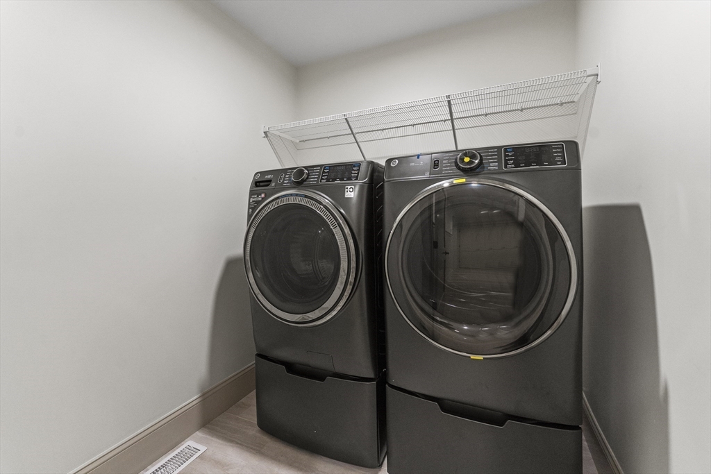 46 Sandwich Road # 10