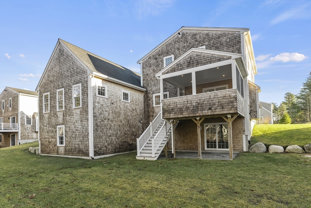 111 Plain St