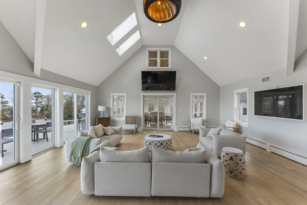 296 Center Hill Rd