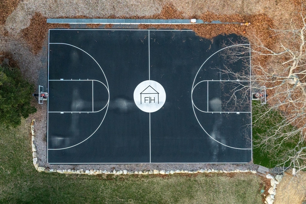 296 Center Hill Rd
