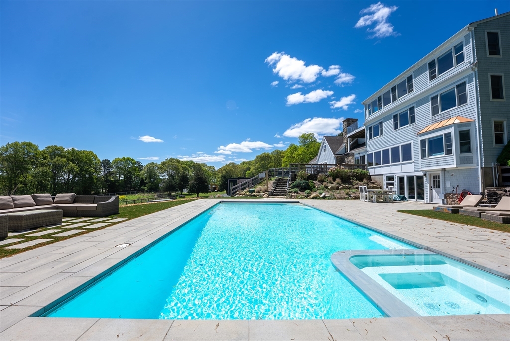 296 Center Hill Rd