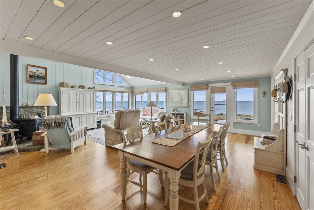54 Harlows Landing