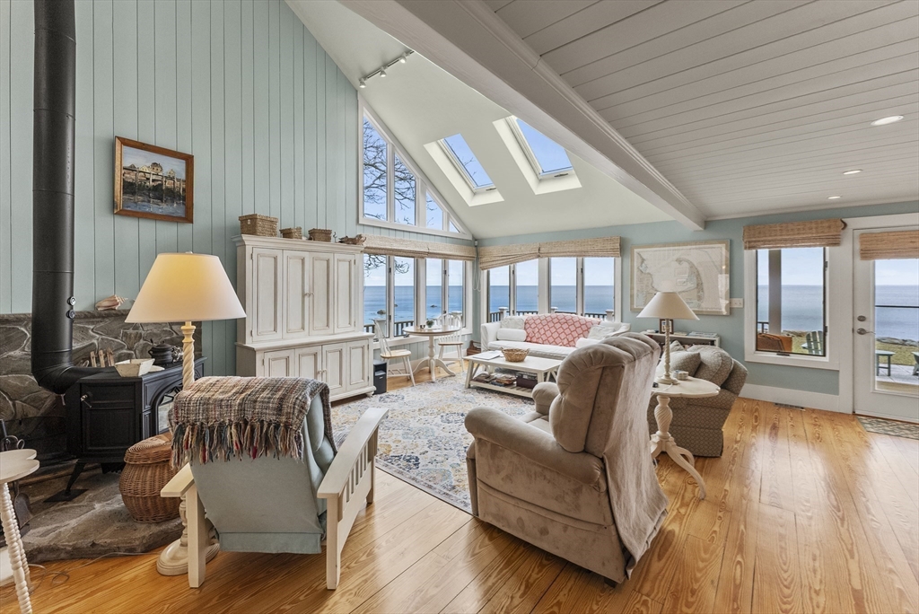 54 Harlows Landing