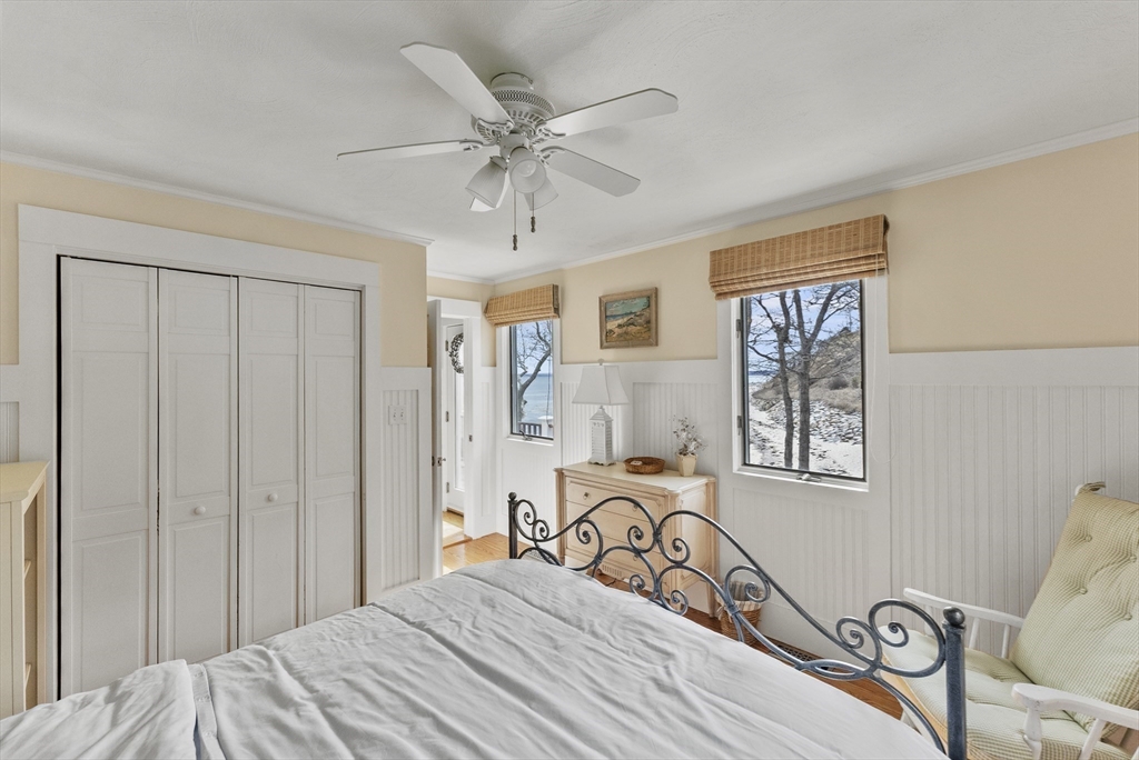 54 Harlows Landing