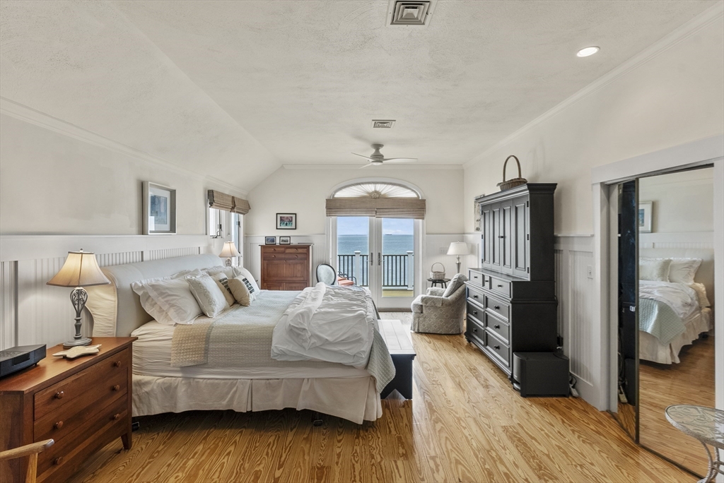 54 Harlows Landing