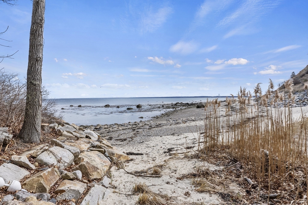 54 Harlows Landing