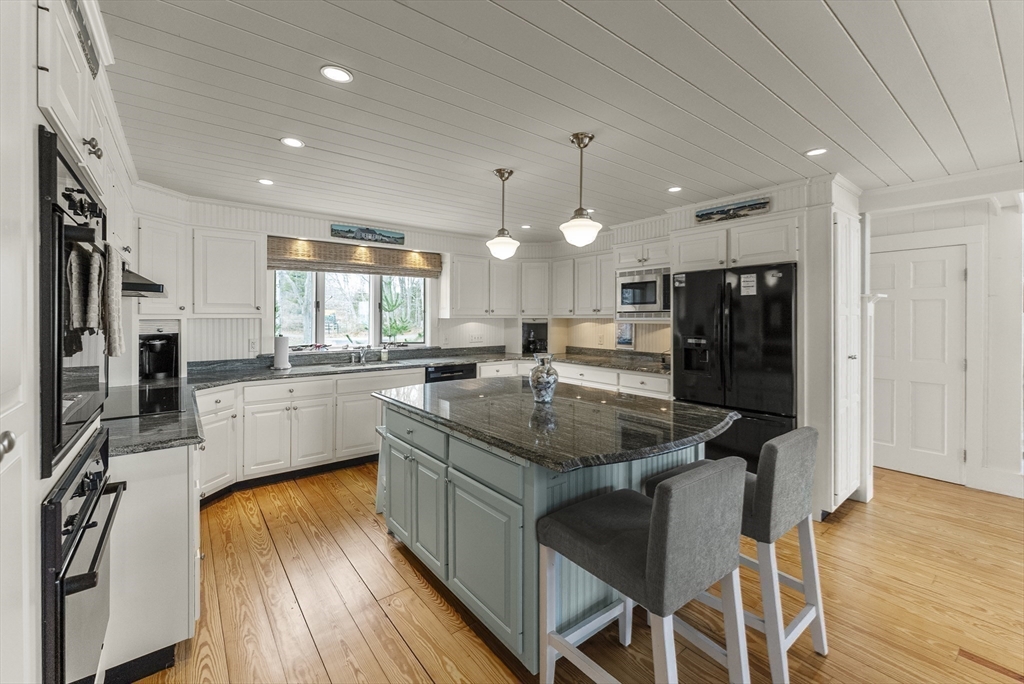 54 Harlows Landing
