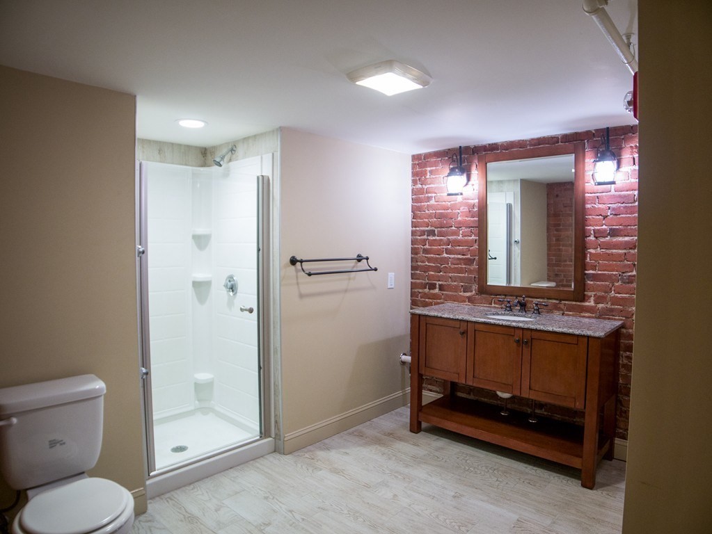 6B School St # 6B