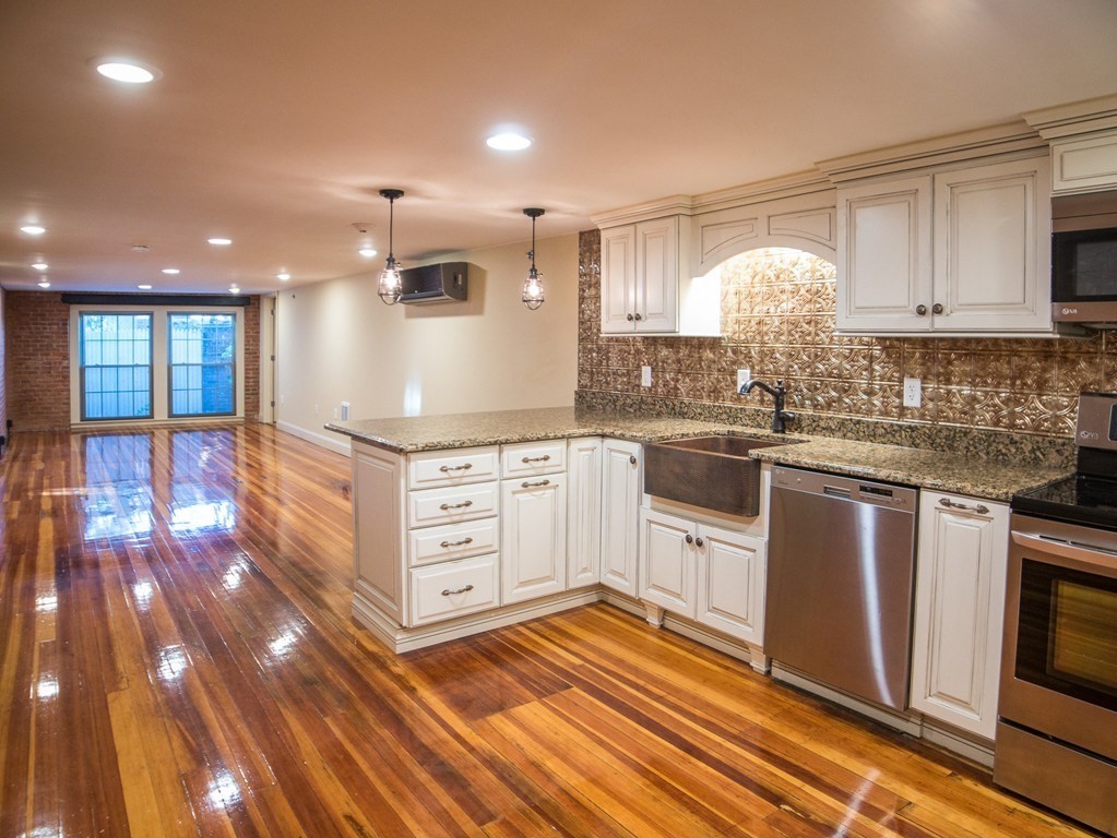 6B School St # 6B