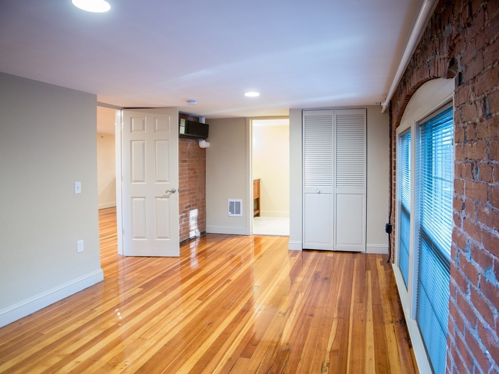 6B School St # 6B