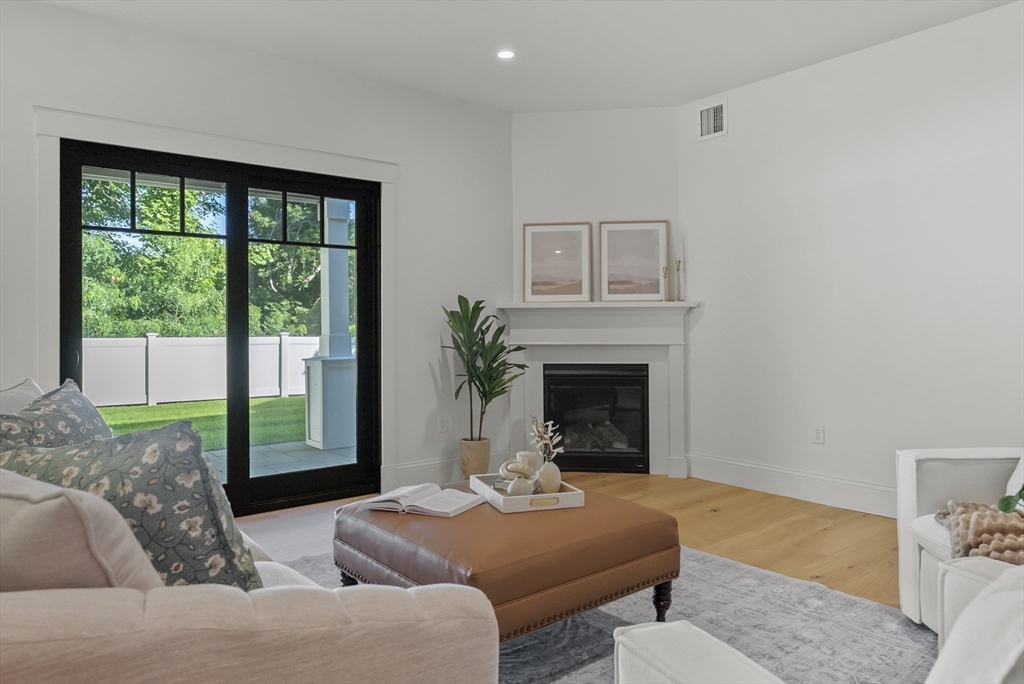134 Court St # 18