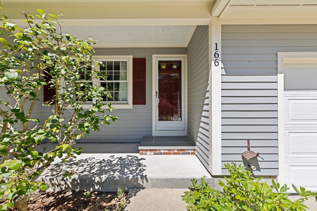 166 Carriage Lane
