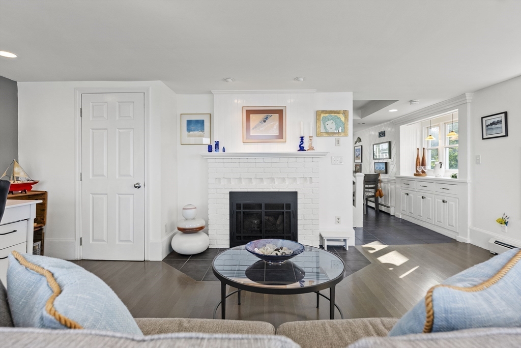 211 Taylor Ave