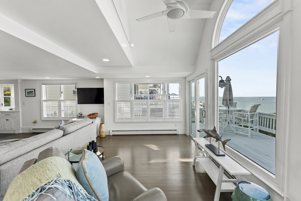 211 Taylor Ave