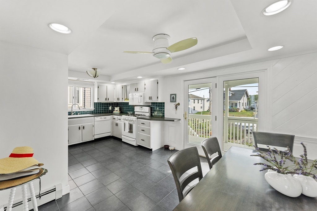 211 Taylor Ave