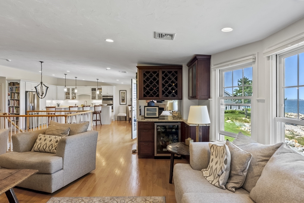 60 Robbins Rd # 12