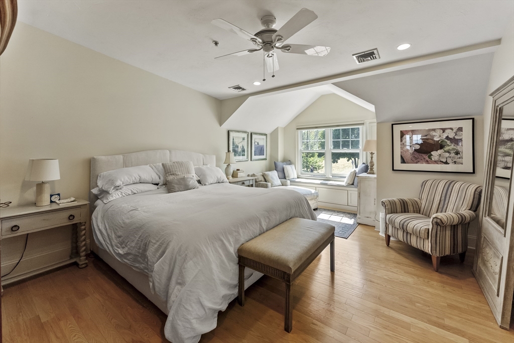 60 Robbins Rd # 12