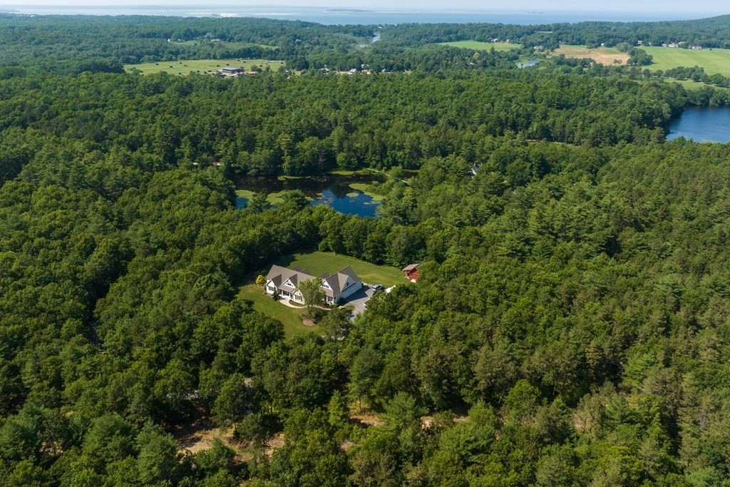 112 Bump Rock Rd