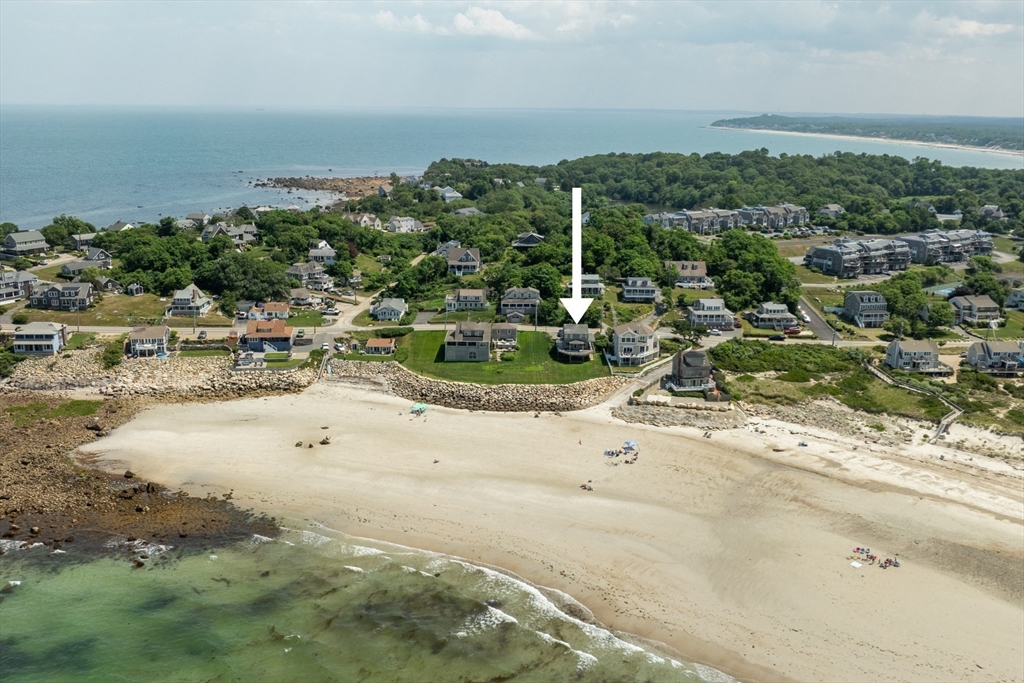 208 Manomet Point Rd