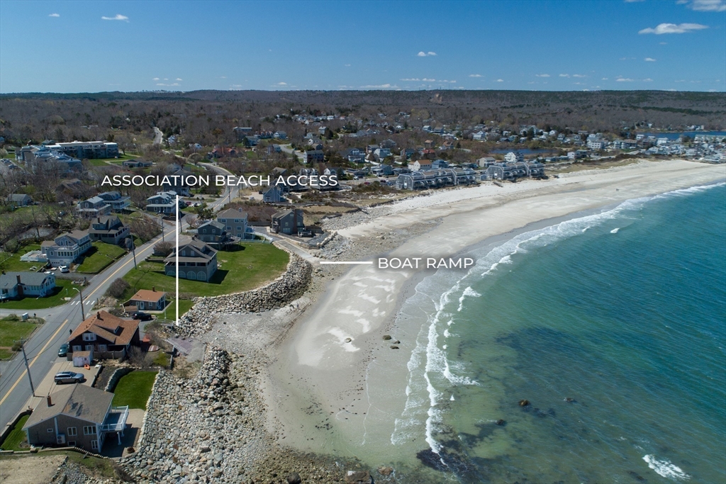 208 Manomet Point Rd