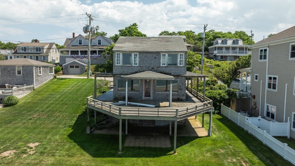 208 Manomet Point Rd