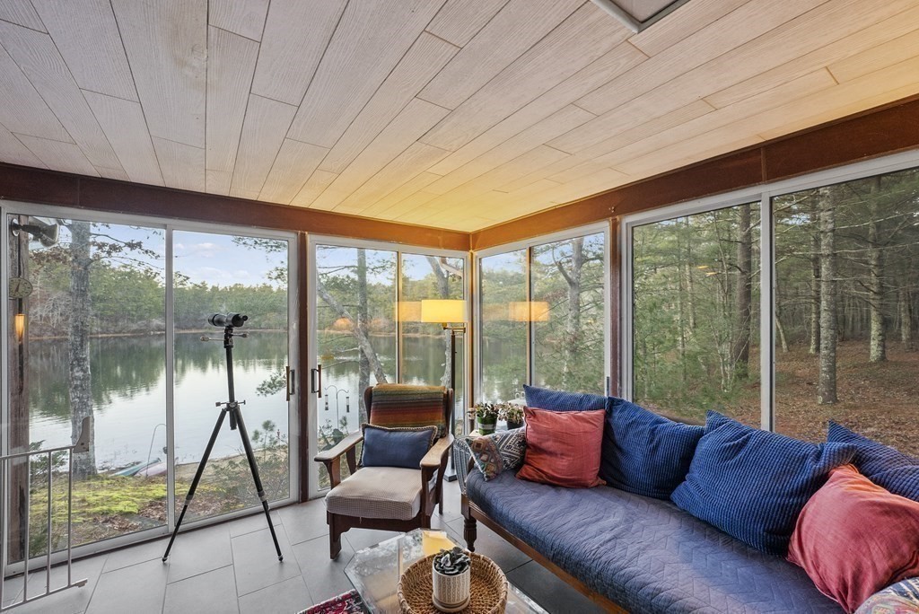 1029 Old Sandwich Rd