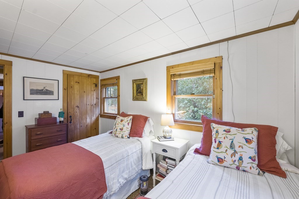 1029 Old Sandwich Rd