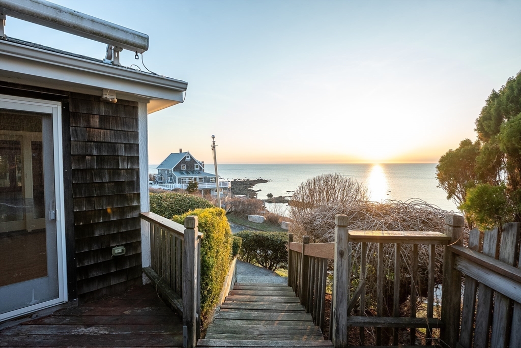 265 Manomet Point Rd