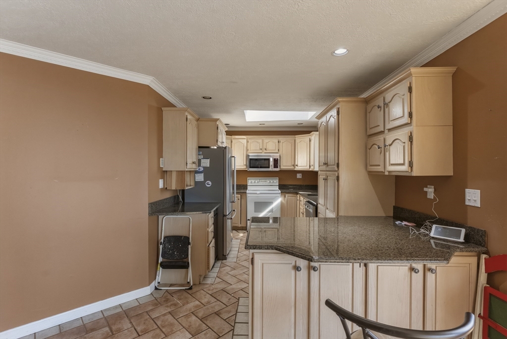 265 Manomet Point Rd