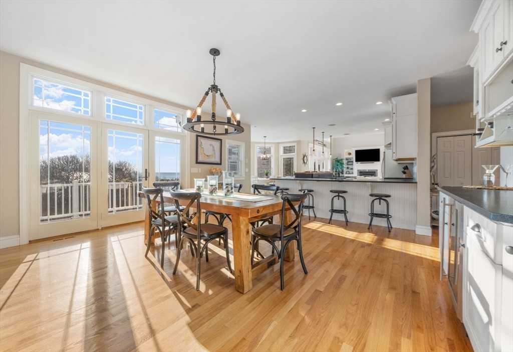 318 Center Hill Rd