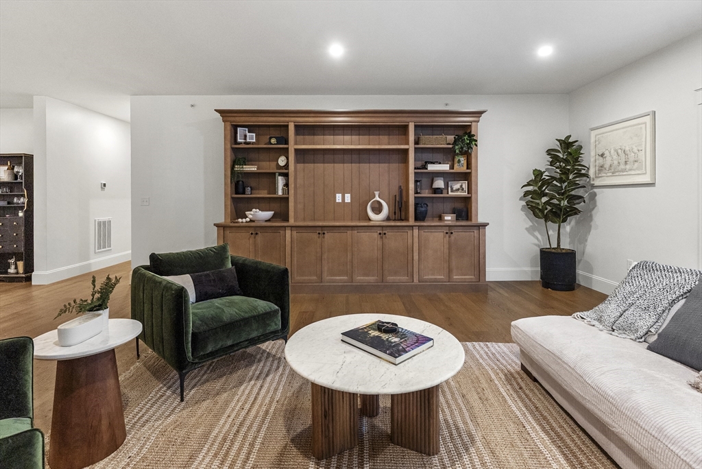 134 Court St # 12
