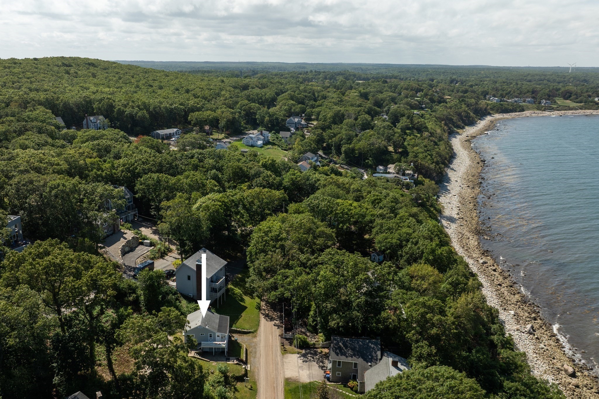 41 Bay Shore Dr