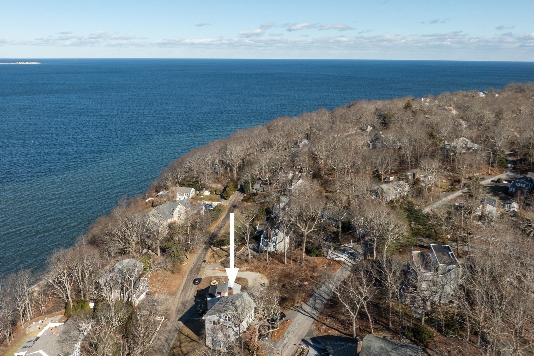41 Bay Shore Dr