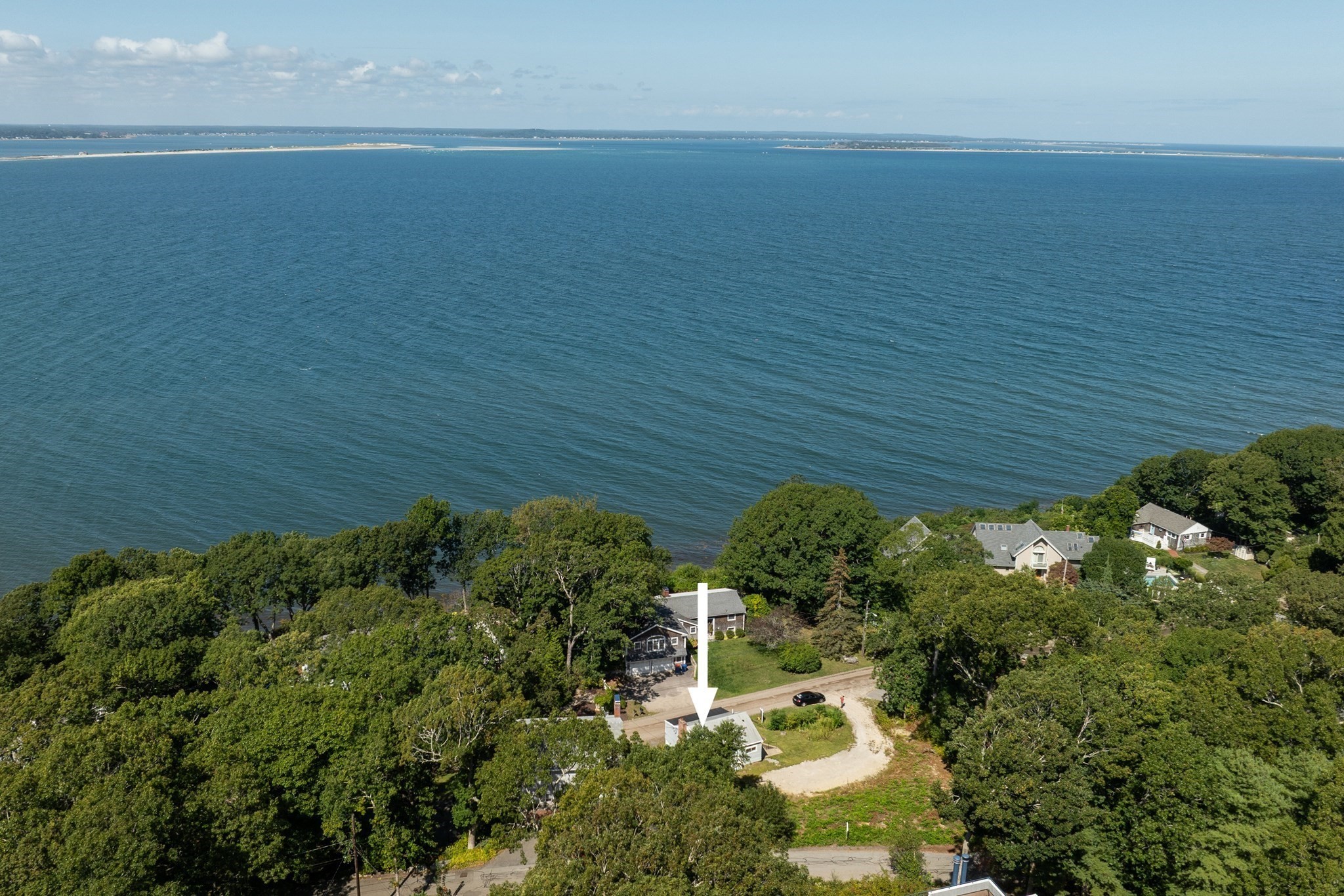 41 Bay Shore Dr