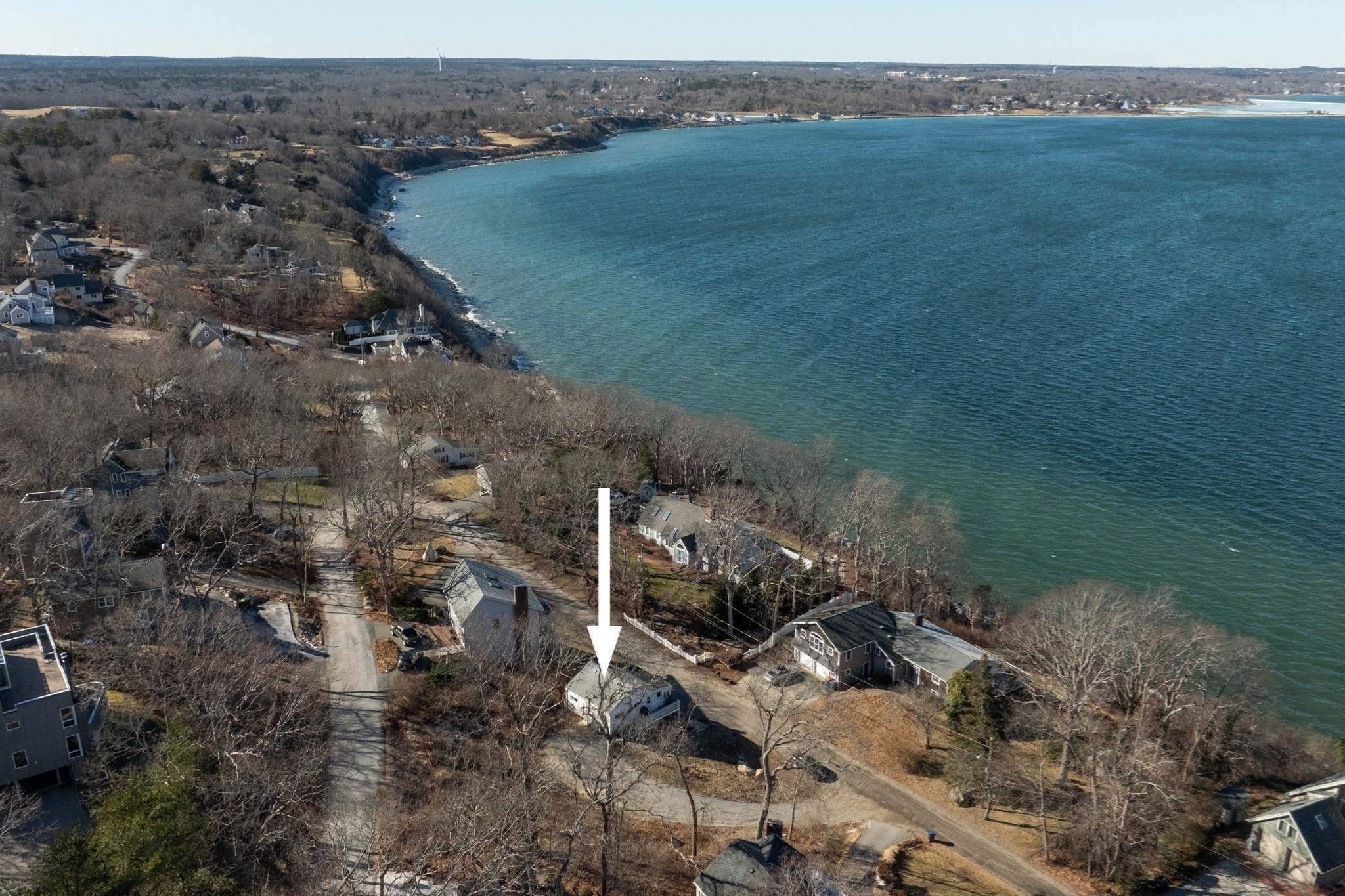 41 Bay Shore Dr