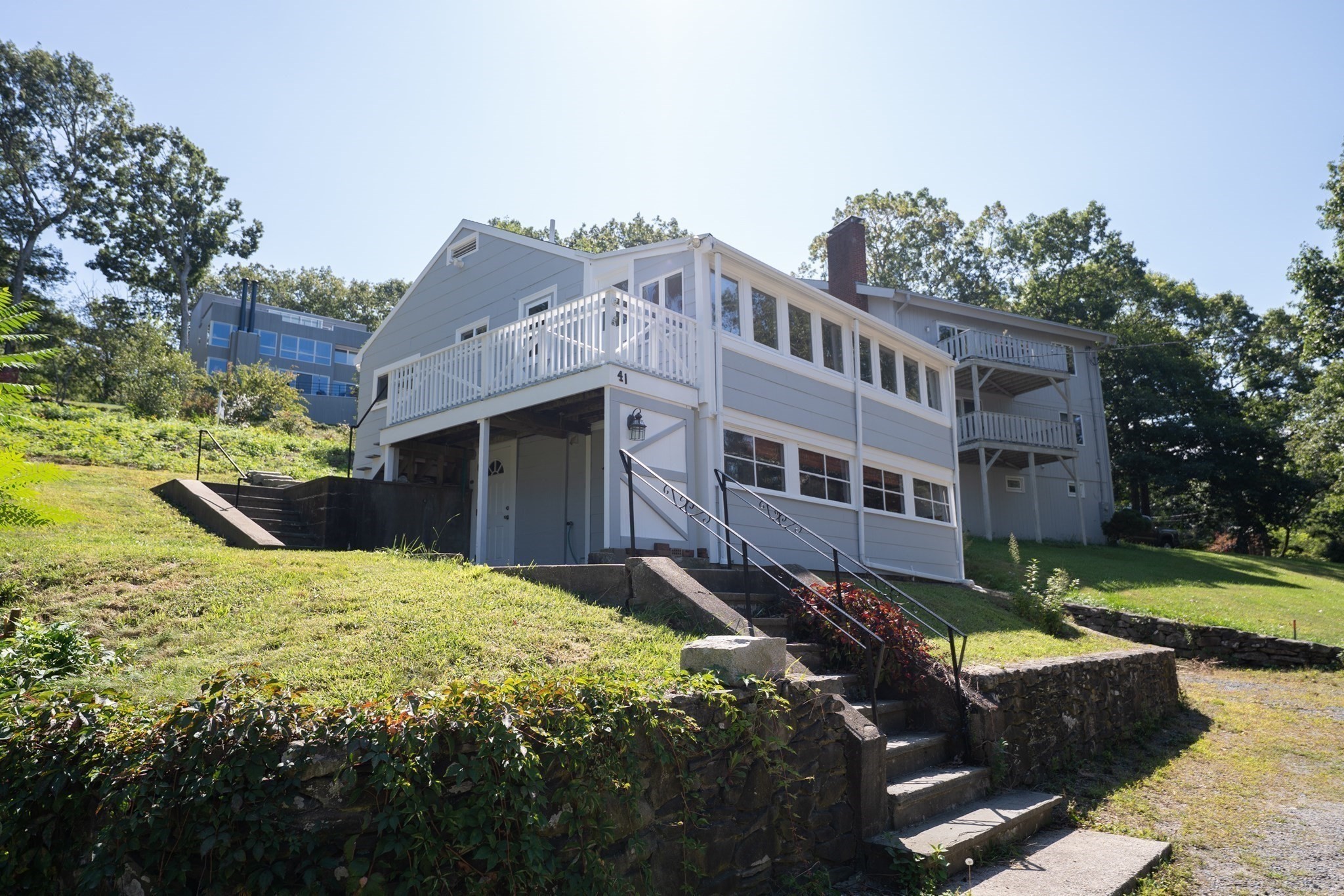 41 Bay Shore Dr