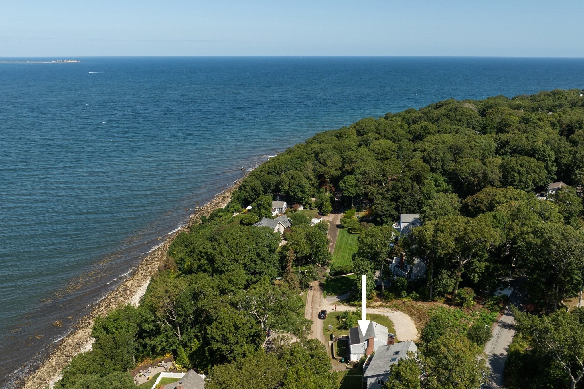 41 Bay Shore Dr