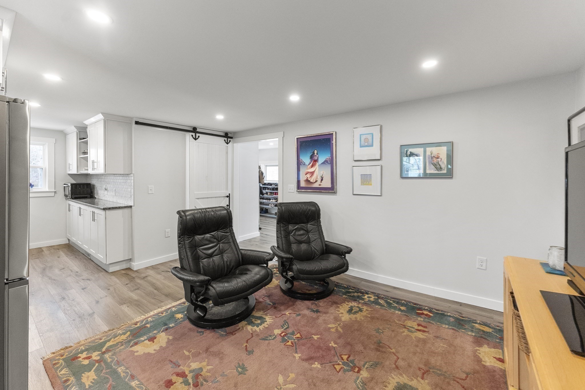 41 Bay Shore Dr