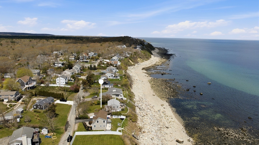 21 Shoreline Way