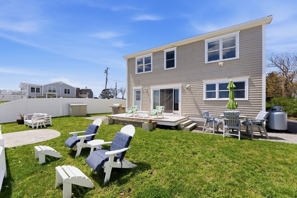21 Shoreline Way
