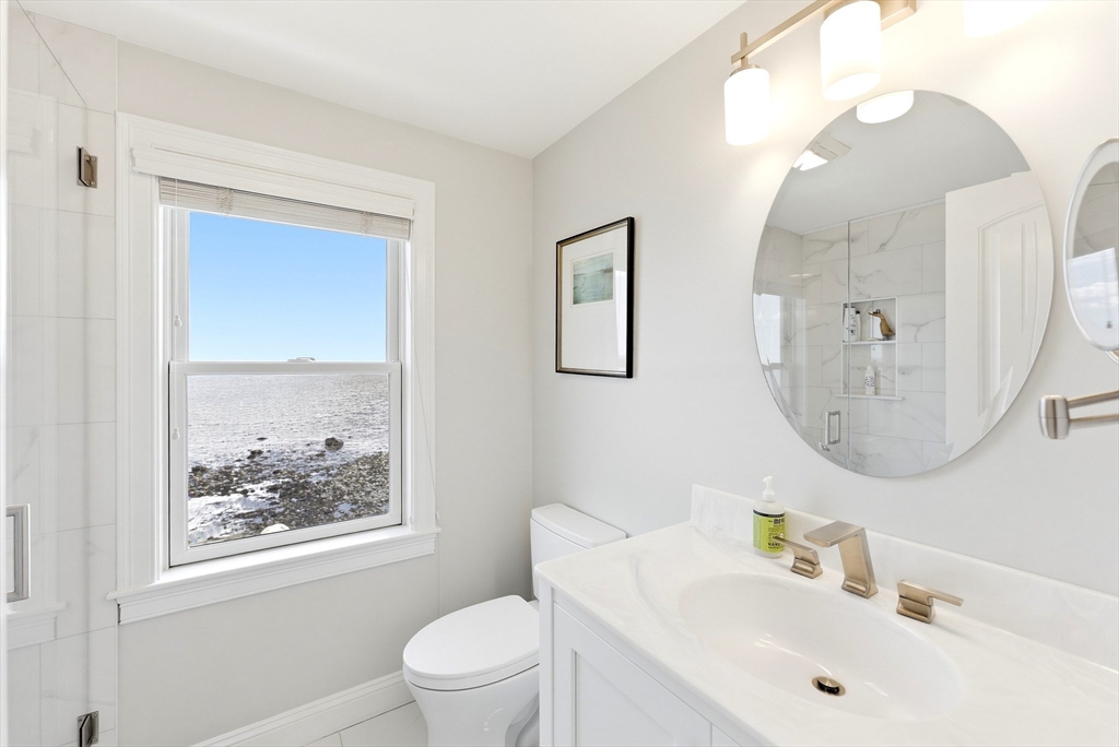 21 Shoreline Way