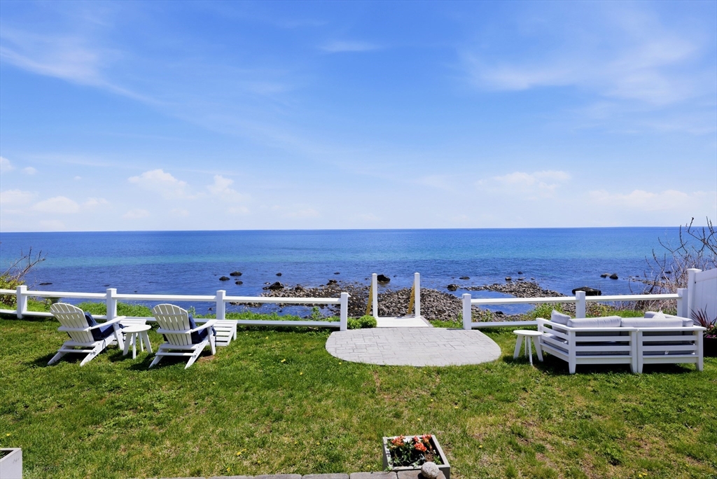 21 Shoreline Way
