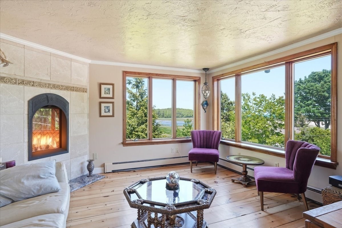 92 Lookout Point Rd