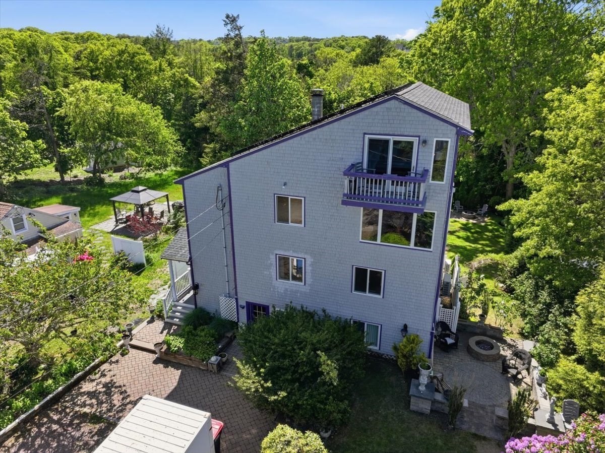 92 Lookout Point Rd