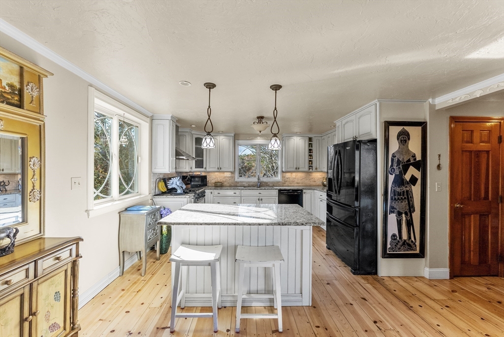 92 Lookout Point Rd