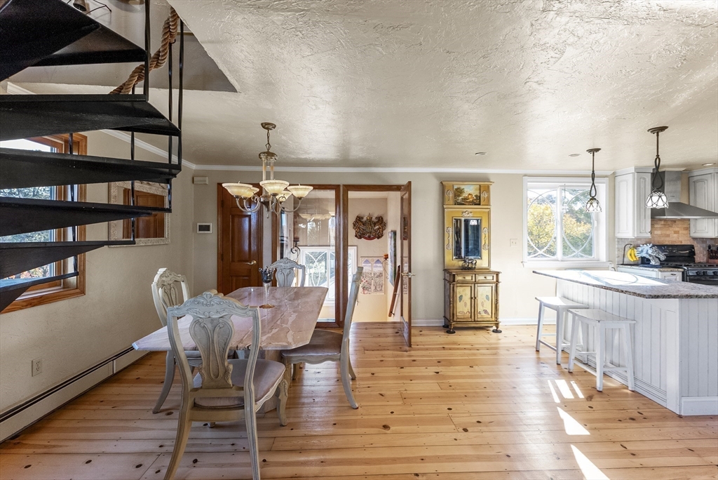92 Lookout Point Rd