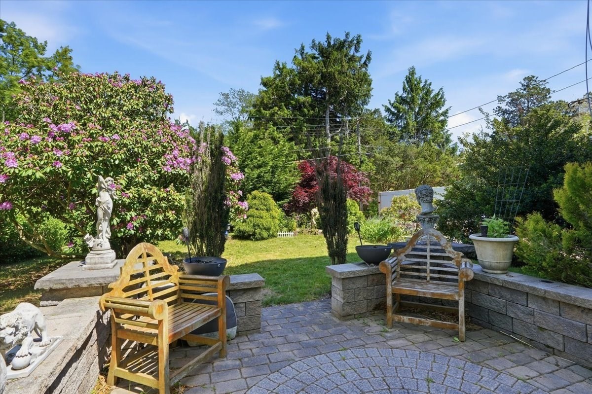 92 Lookout Point Rd