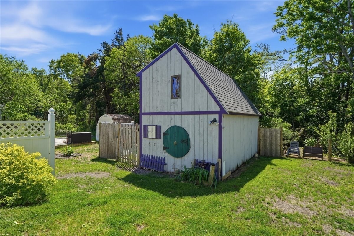 92 Lookout Point Rd