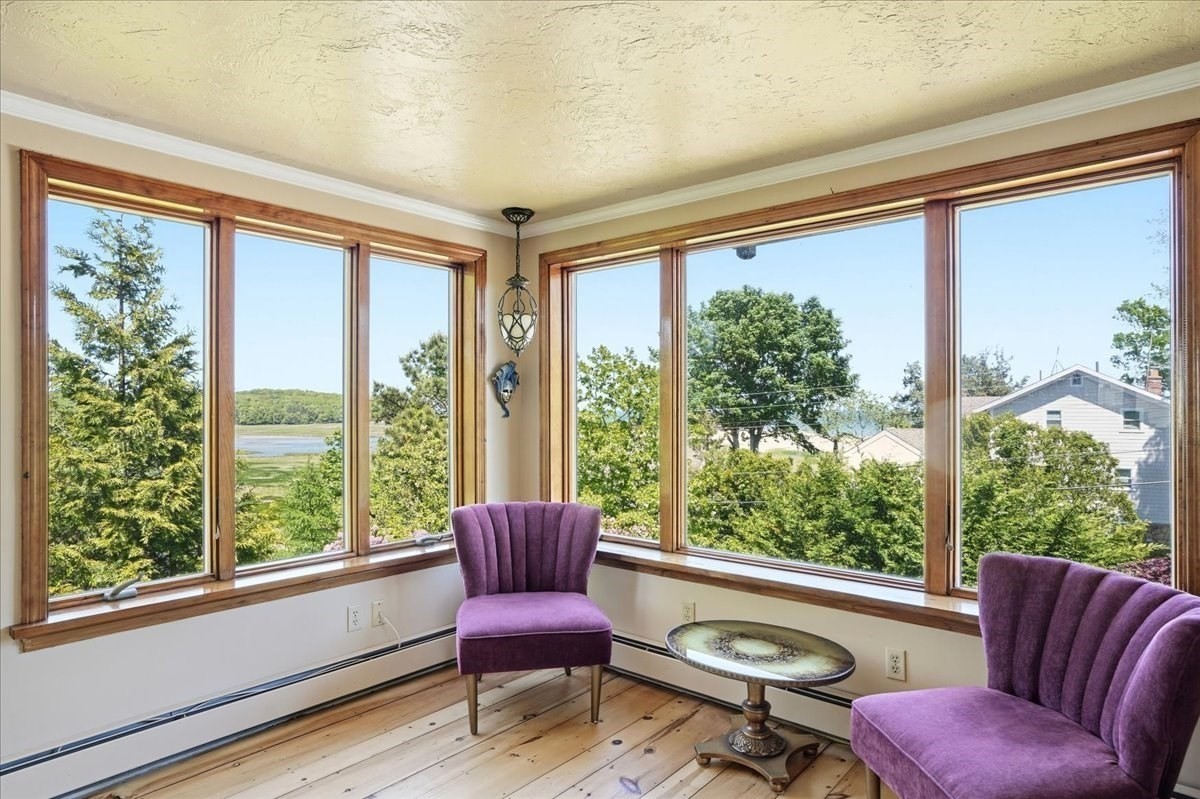 92 Lookout Point Rd
